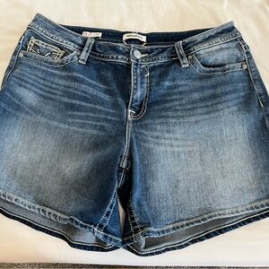 Vigosss mid-rise 6” short